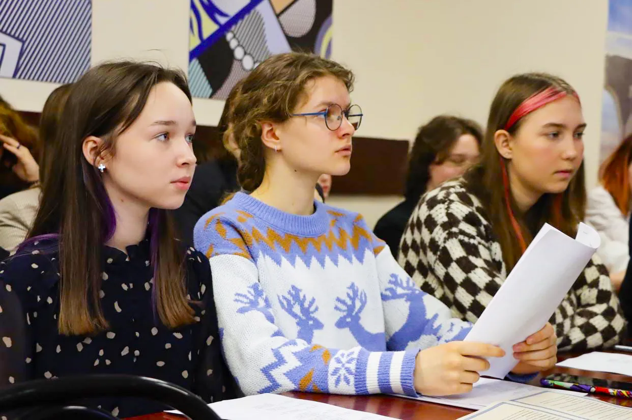 Высокий уровень образования