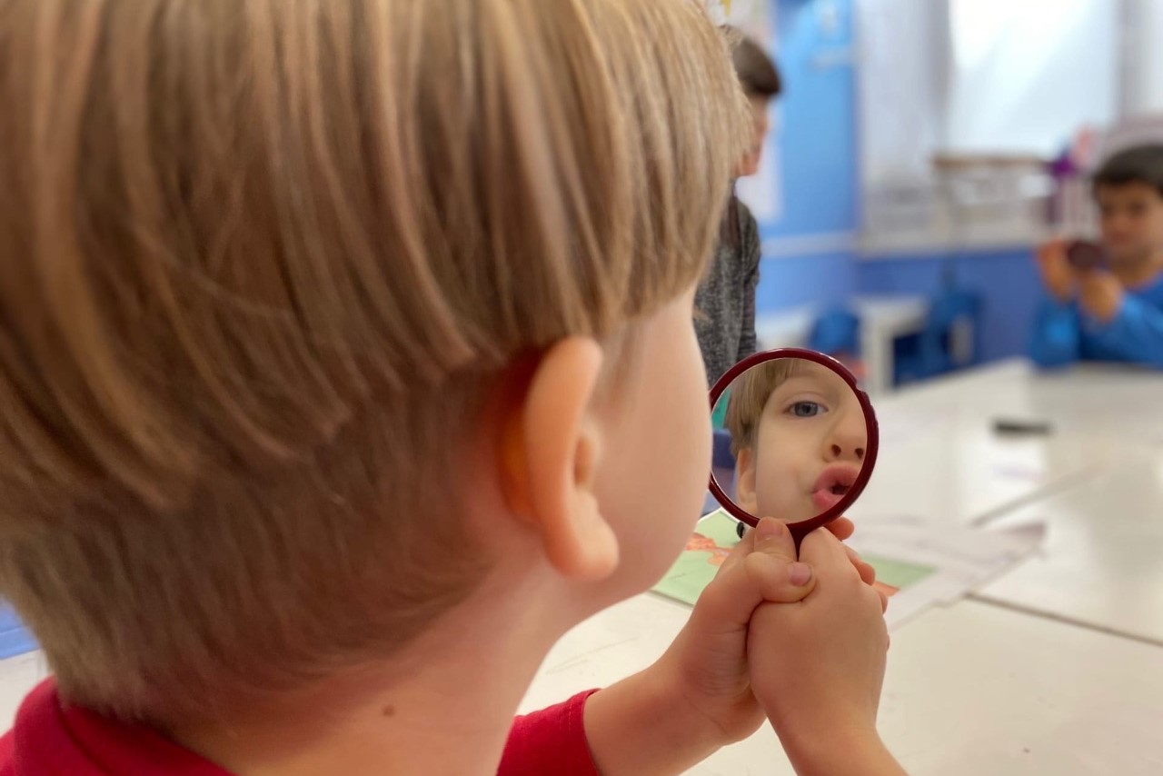 Хотите узнать, как мы живем в нашей Маленькой Англии? Рассказываем!